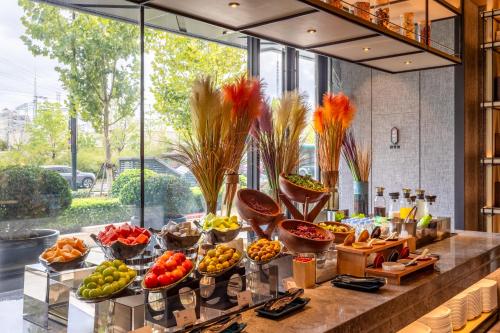 Food and beverages, Shanghai Yunhe Yebo Hotel, Wuning Road Global Harbor Branch near Qian Cao JuJiuWu