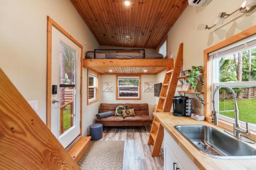 Summer Tiny House image