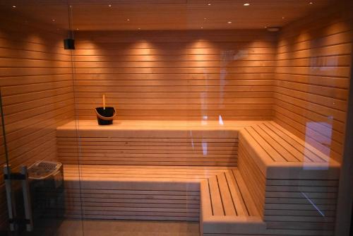 Modern Villa with Hot Tub & Sauna Near Stockholm, Sztokholm (zdjęcie 2)