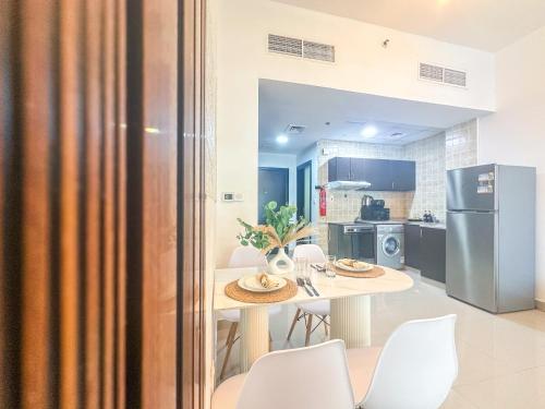 Cool Studio near to Metro & Beach in Dubai Marina, Dubai (Foto 10)