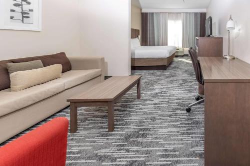 Country Inn & Suites by Radisson, Smyrna, GA in Smyrna, USA