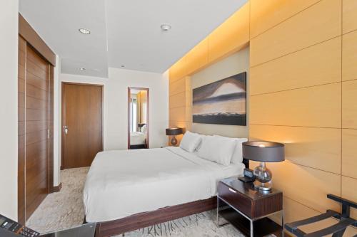 Abi Holiday Homes - Studio & 1BR Dubai Mall Fashion Avenue Residences, Dubai (photo 9)