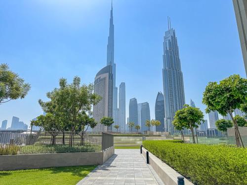 Bright 2BR APT Near The Burj Khalifa and Dubai Mall, Dubai (photo 2)