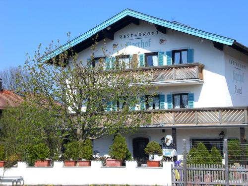 Hotel Jägerhof garni - Bernau am Chiemsee