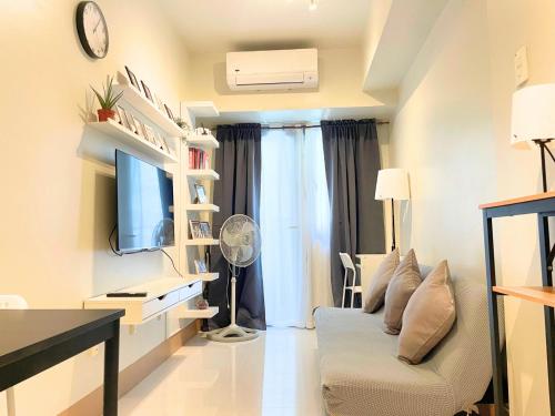 Callie's Cozy Home at Shore 3 Mall of Asia, Metro Manila