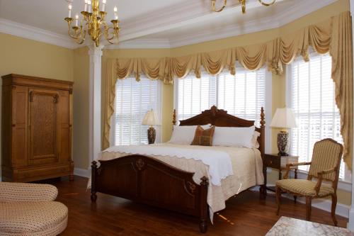Bluff View Inn