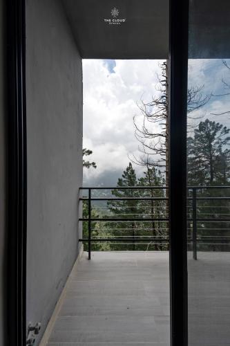 ระเบียง/ชานเรือน, The Cloud Xpress in นาเทียคาลี