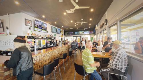 Tailem Bend Riverside Hotel in เทเลม เบนด์