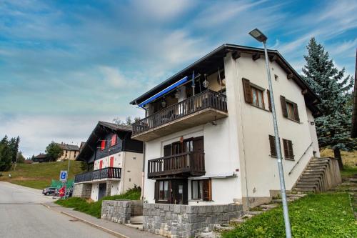 Exterior view, Casetta di Cari by Quokka 360 - spacious family flat in Faido