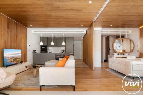 kawasan lounge/TV kongsi, ViVi Homes - Leiro, BBQ, Private pool and terrace in La Capellania