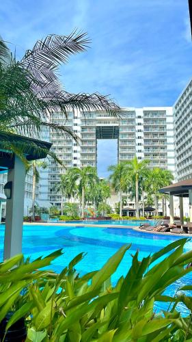 Shell Residences near MOA and NAIA by Mae, Manila