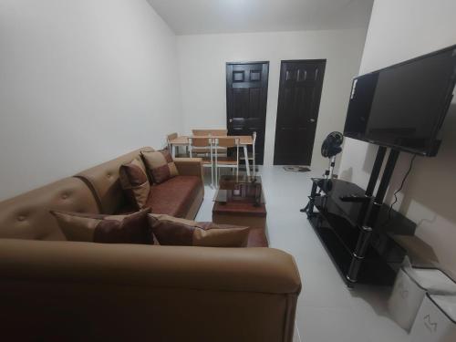 Mountain City Condo Room for Rent in Quezon City, Manila