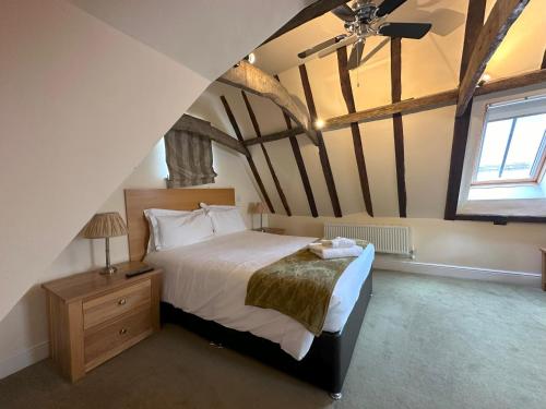 The North Hill Hotel - image 12