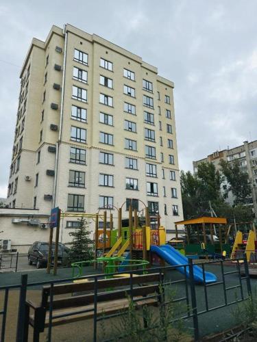 Modern Urban Apartment -тихий отдых в центре (Modern Urban Apartment -тихии отдых в центре) in Uralsk