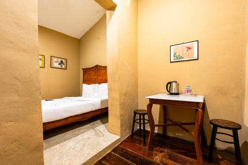 Rest INN Yaowarat Room Type - Studio - 2, people Self entry