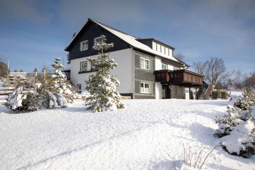 Buitenkant, Ferienwohnung Astenpanorama in Neuastenberg