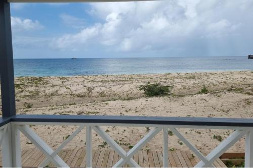 Harrys Cottages Cottage 5 right on the pink sand in Barbuda