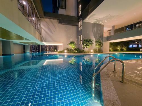 3BR Sunway Velocity 2 TRX KLCC - image 12