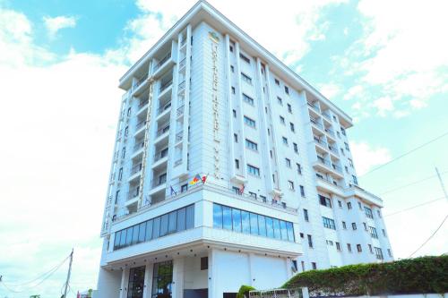 UNITED HOTEL INTERNATIONAL