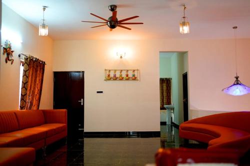 Little Heaven Stay near Innovative Film City