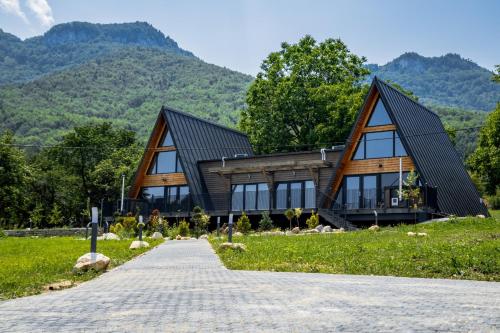Aza Chalet – khách sạn tại Predelut