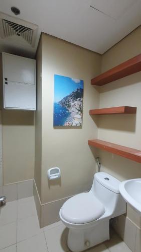 Condo Unit with Balcony Avida IT Park, Sampong (Foto 9)