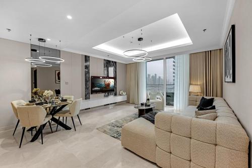 Premium Exclusive 1BR Palace Beach Emaar Harbour, Dubái (foto 3)
