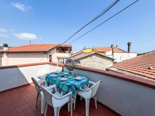 Apartment Marisa - DOL126 by Interhome, Costa Carnara