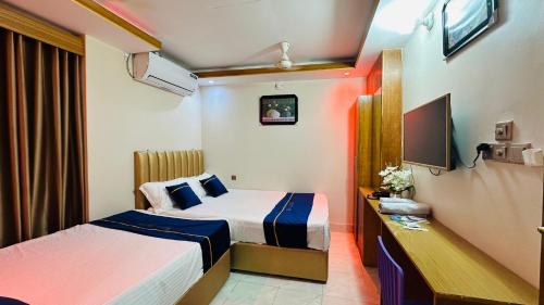Hotel New Royal Palace Dhanmondi - Dhaka