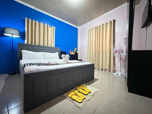 room detail thumbnail 0
