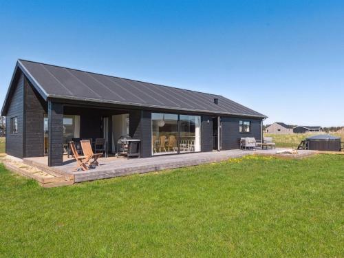 Holiday Home Cresta - 1-4km from the sea by Interhome in ฮวอรุป คลิต