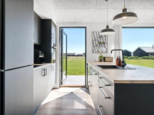 Holiday Home Cresta - 1-4km from the sea by Interhome in ฮวอรุป คลิต