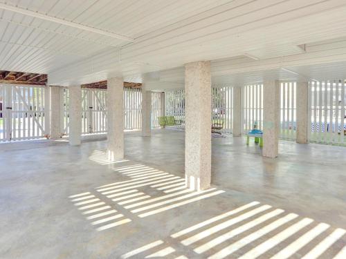 Heated Pool Access Flex Cancelation Wonderful Tybee Beach House - image 3