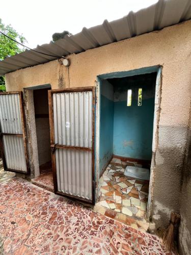 Chez Fatou - Immersion au cœur du Sénégal (Chez Fatou - Immersion au cœur du Senegal) in Ndangane