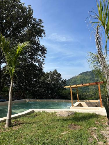 Úszómedence, Oasis Hotel & Resort Mazamitla in El Manzanillo