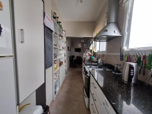 주방, Elegante departamento para 4 Vista Plaza y Mar in 라 아델라