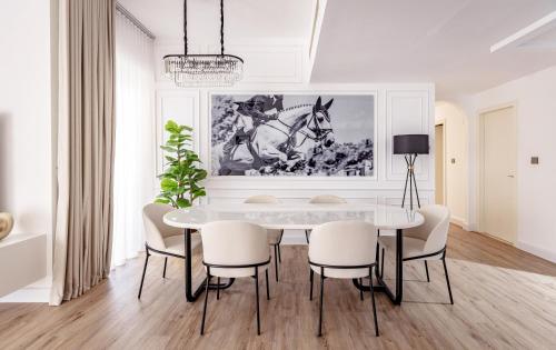 Stylish 2-Bedroom Apartment with Marina View JBR, Дубай (фото 2)