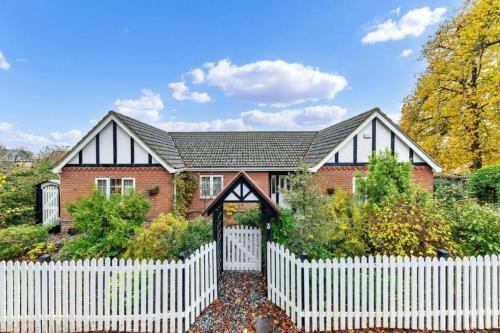 Sizeable 4 bed property on Huntingdon Ring road