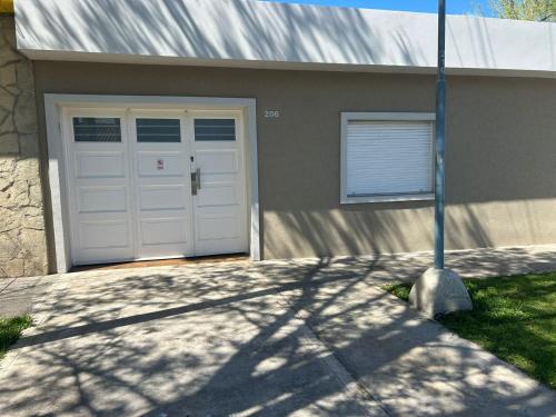 PH 3 ambientes a 8 cuadras del mar - SE RESERVA CON SENA in Barrio Parque Luro