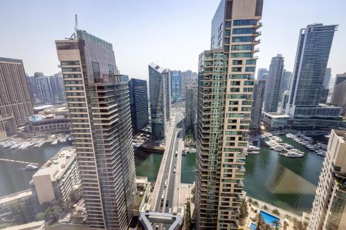 Stylish 2-Bedroom Apartment with Marina View JBR, Дубай (фото 6)
