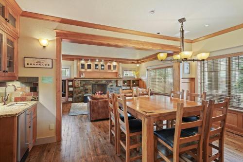 Awbrey-AC-By DT-4BR/2.5BA - image 6