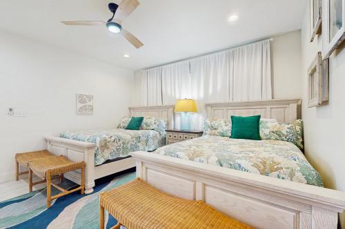 Cactus Cove Hangout – Gulf Shores, AL