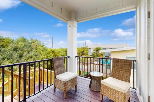 Cactus Cove Hangout – Gulf Shores, AL