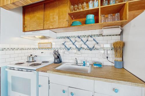 2 Bed 2 Bath Vacation home in Rockaway Beach - image 29