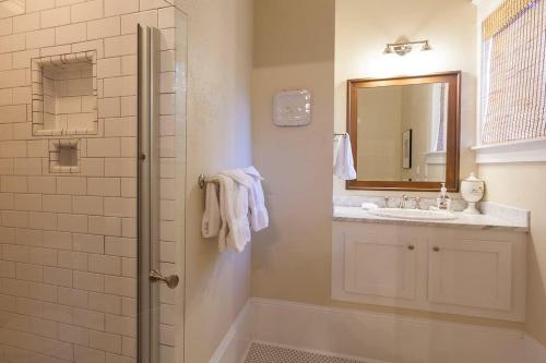 Cascade Chic-Rvr Vw-AC-3BR/2B - image 2