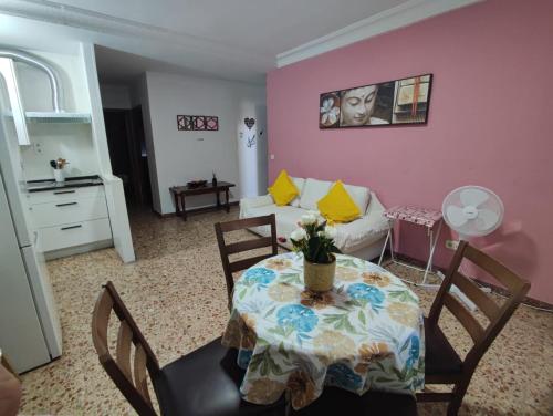 LUCERO APARTAMENTO in La Latina