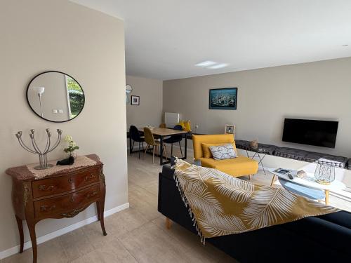 Havre de douceur avec piscine et jardin - Location saisonnière - Châteauneuf-les-Martigues