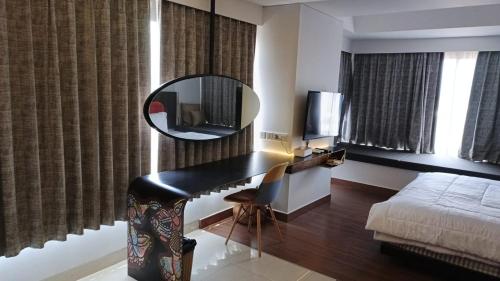 Ruby Apartment #35