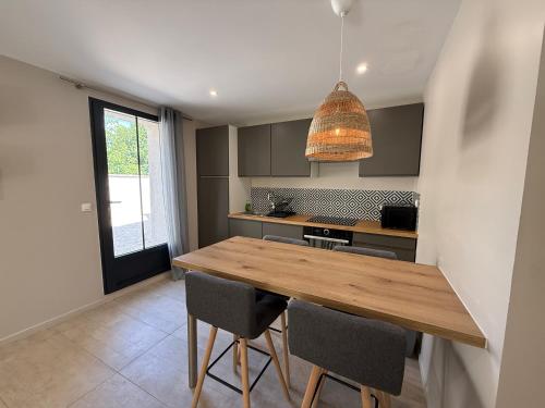 Cocon de douceur jardin et piscine in Les Camoins