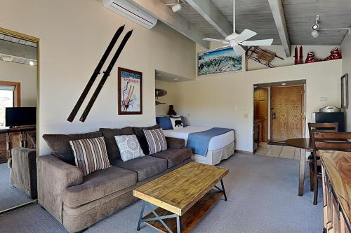 Timberline Condominiums Studio Deluxe Unit 318 image